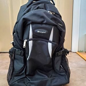 CHAMPION Wheeling BackPack